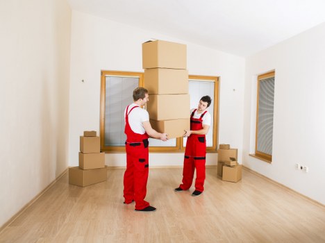 Planning a seamless commercial move with detailed logistics